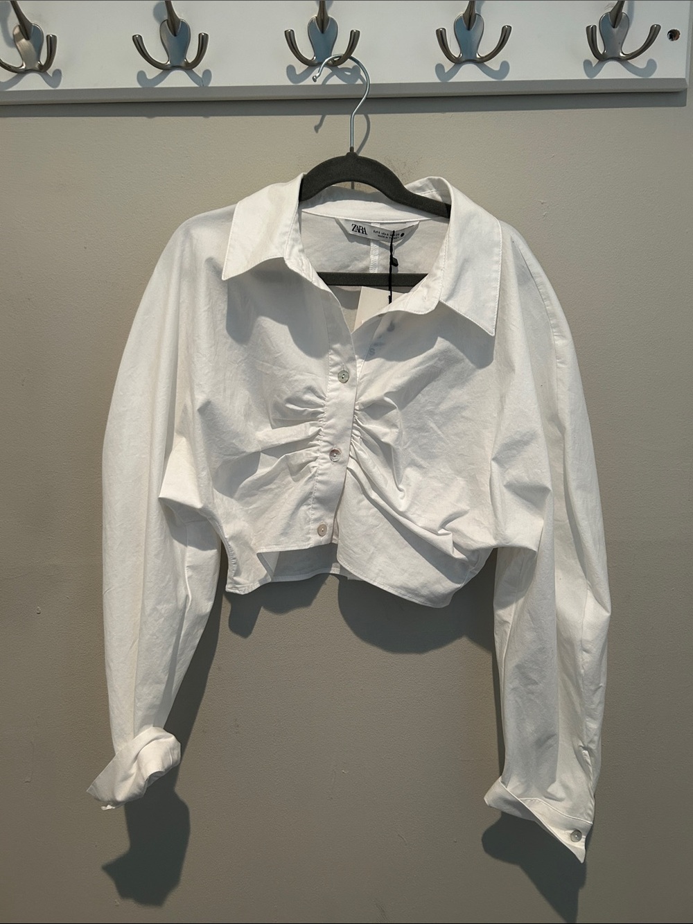 Zara White Cropped Ruched Button-Front Shirt